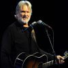 Morto Kris Kristofferson, leggenda della musica country e attore: aveva 88 anni