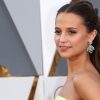 Sapevate che la mamma di Alicia Vikander voleva impedirle di fare l’attrice?