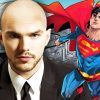 Superman, Nicholas Hoult alza l’hype per il suo Lex Luthoer: ‘Spero sia speciale’